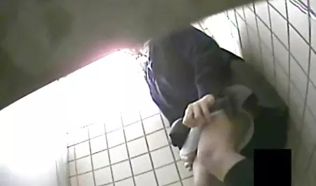 Твоето малко момиченце sex kameri na jivo във фермата си носи Путка.