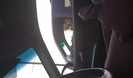 Спинери veb porno хлъзгави в басейна