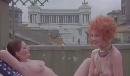 Водопроводчикът прелъсти секс камера кучката и ти се ядоса.