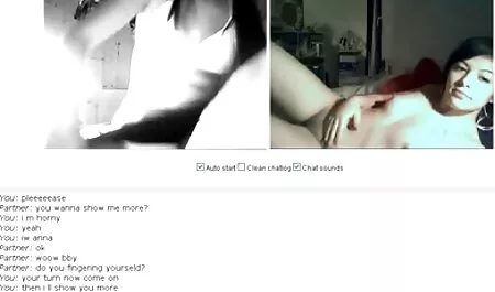 Докато съпругът й ритна жена в черен мъж web camera porno в кухнята