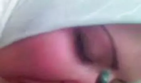 Аматьор немски горещ поглъща Празнене pornokameri